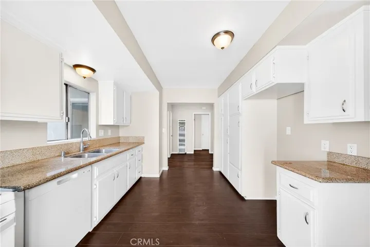 14328 S Cahita, Compton, California 90220