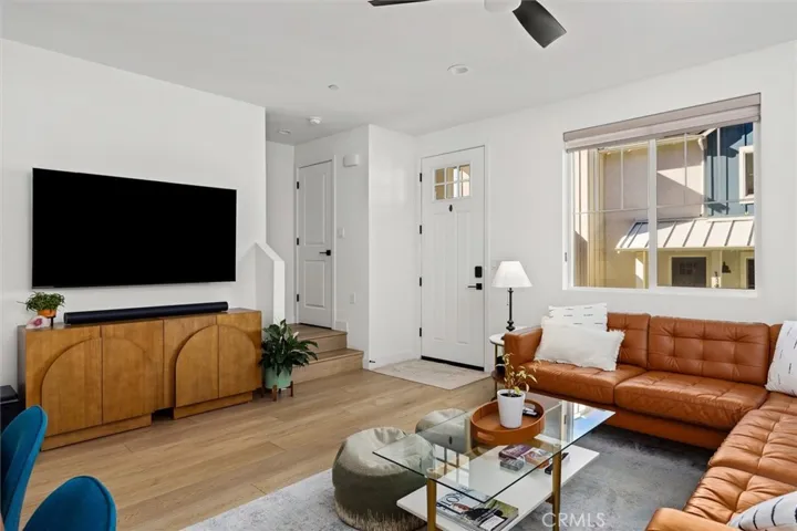 1174 Tiburon, San Luis Obispo, California 93401
