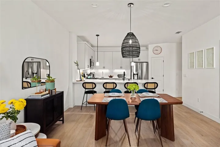 1174 Tiburon, San Luis Obispo, California 93401