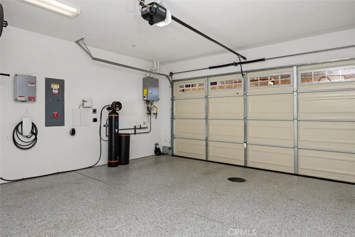 1174 Tiburon, San Luis Obispo, California 93401