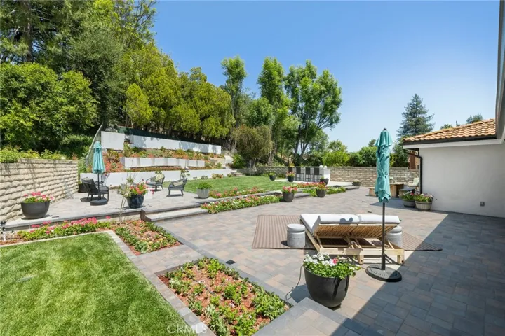 5100 Orrville Avenue, Woodland Hills, California 91367