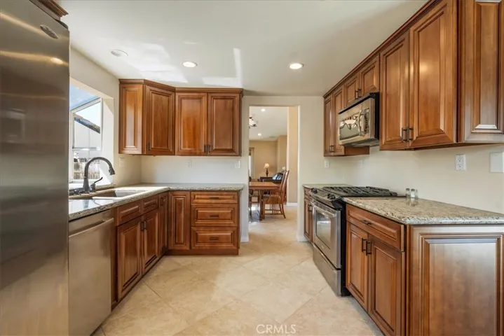 36330 Saint Raphael Dr, Murrieta, California 92562