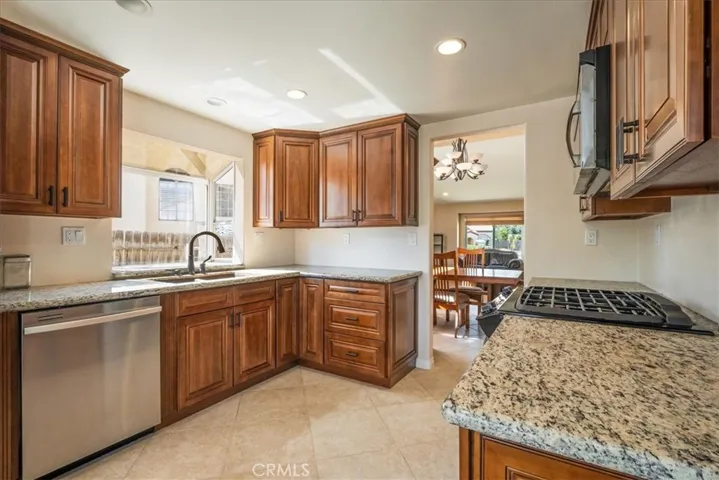 36330 Saint Raphael Dr, Murrieta, California 92562