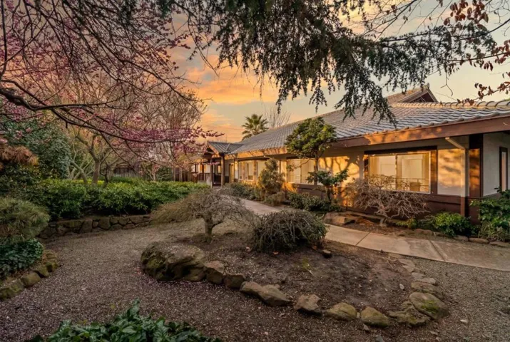 24952 Cypress Avenue, Hayward, California 94544