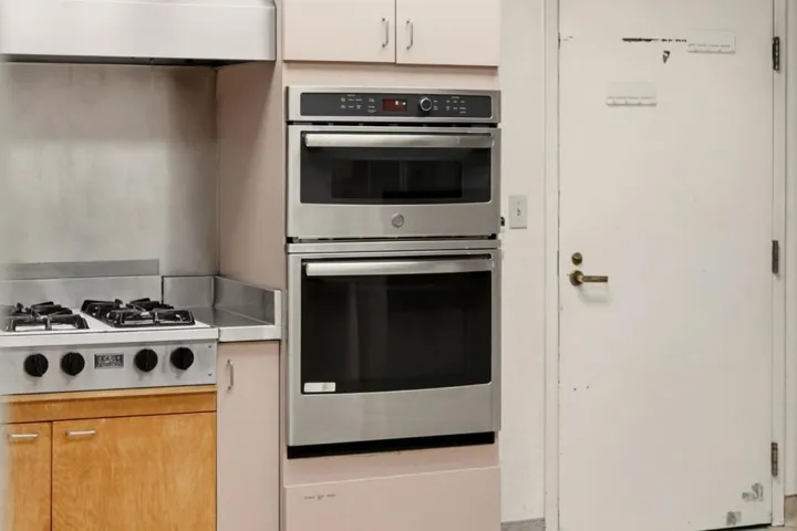 24952 Cypress Avenue, Hayward, California 94544