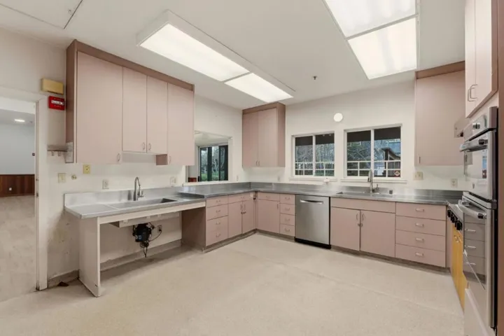 24952 Cypress Avenue, Hayward, California 94544