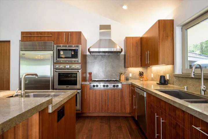 16345 Sanborn Road, Saratoga, California 95070