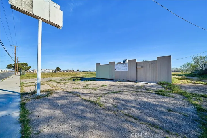 11833 Bartlett, Adelanto, California 92301