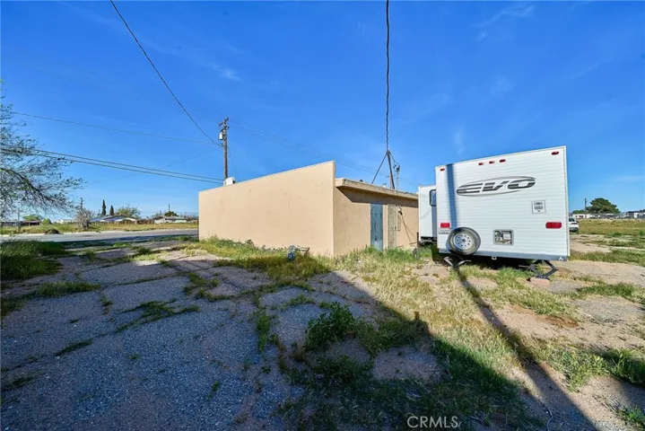 11833 Bartlett, Adelanto, California 92301