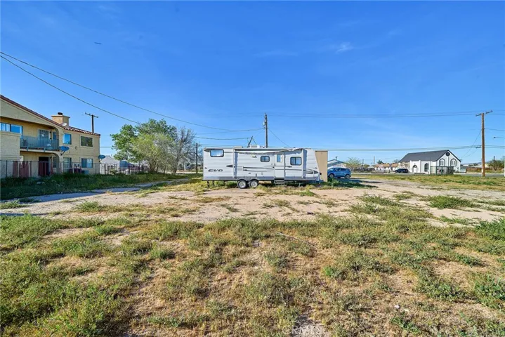 11833 Bartlett, Adelanto, California 92301