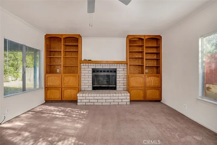 1241 G, Livingston, California 95334