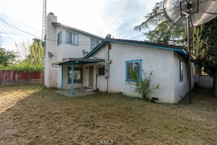 1241 G, Livingston, California 95334