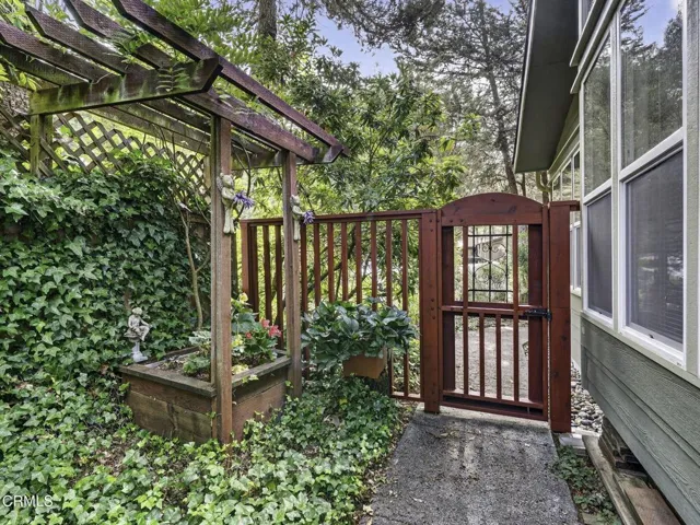 11-web-or-mls-ClearShotCreastions-06157