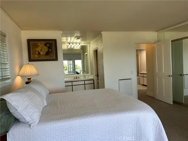21712 # 2 Wesley Drive, Laguna Beach, California 92651