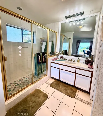 21712 # 2 Wesley Drive, Laguna Beach, California 92651