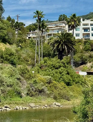 21712 # 2 Wesley Drive, Laguna Beach, California 92651