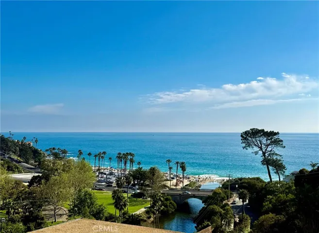 21712 # 2 Wesley Drive, Laguna Beach, California 92651