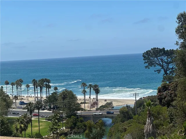 21712 # 2 Wesley Drive, Laguna Beach, California 92651