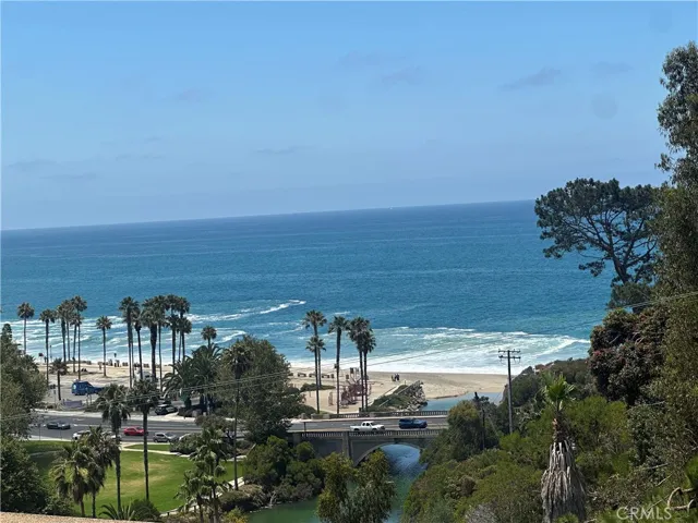 21712 # 2 Wesley Drive, Laguna Beach, California 92651