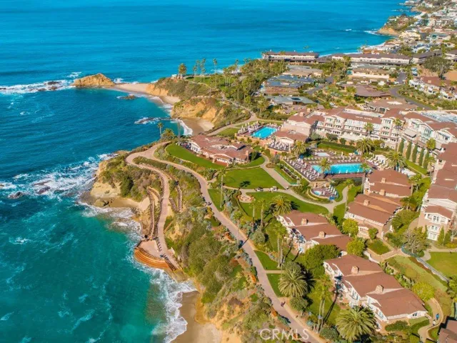 21712 # 2 Wesley Drive, Laguna Beach, California 92651