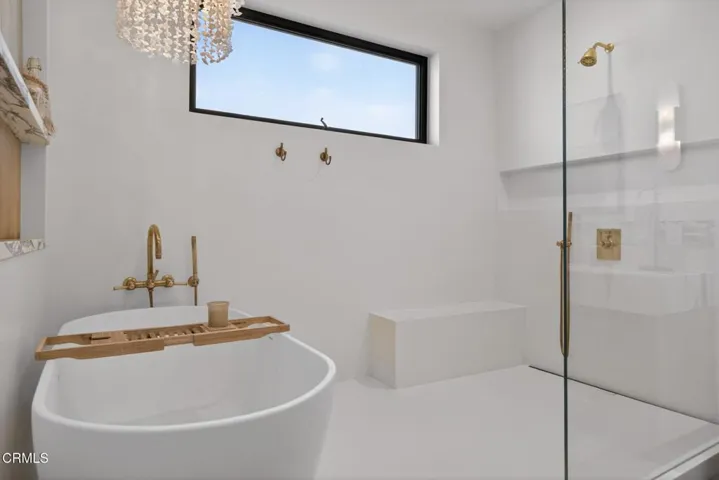 1305 Beachmont St, Ventura