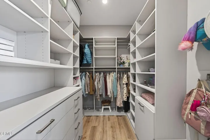 1305 Beachmont St, Ventura