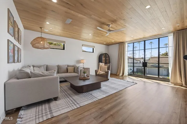 1305 Beachmont St, Ventura