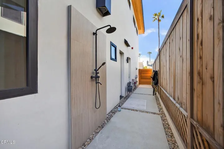 1305 Beachmont St, Ventura
