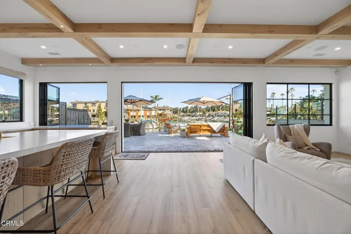 1305 Beachmont St, Ventura