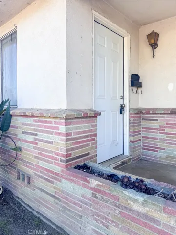 Entry/Porch