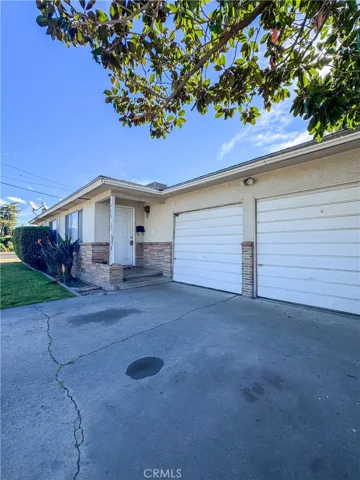 Entry/Gargage