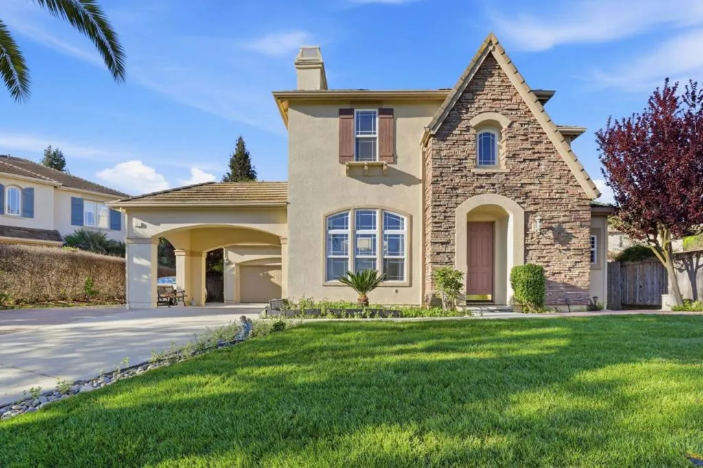7521 Troon Ct