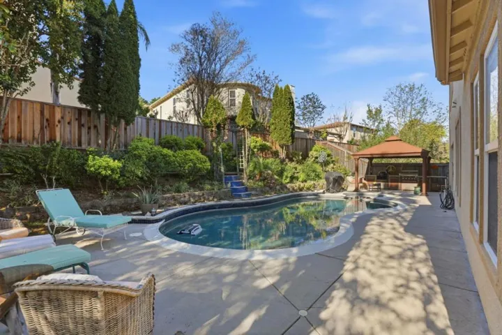 7521 Troon Court, Gilroy, California 95020