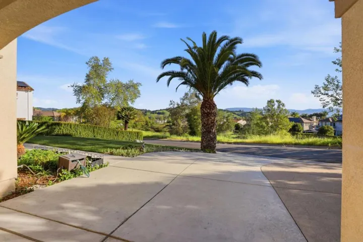 7521 Troon Court, Gilroy, California 95020