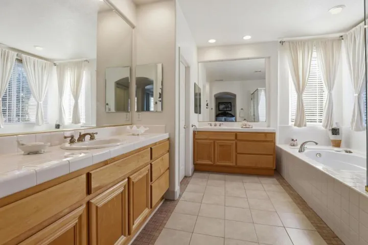 7521 Troon Court, Gilroy, California 95020