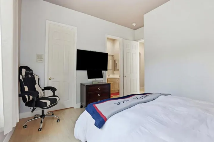7521 Troon Court, Gilroy, California 95020