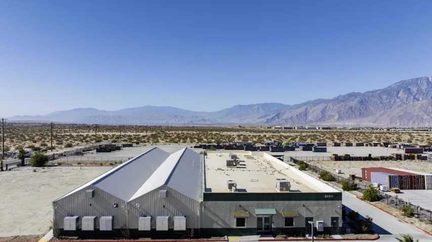 Warehouse/Manufacturing 4