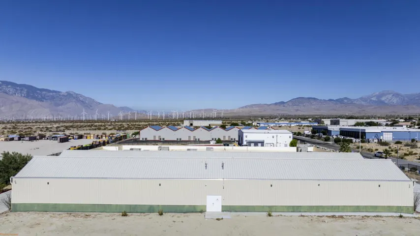 Warehouse/Manufacturing 4