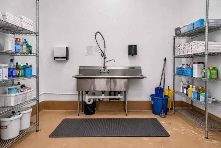 AI Staged Washrrom