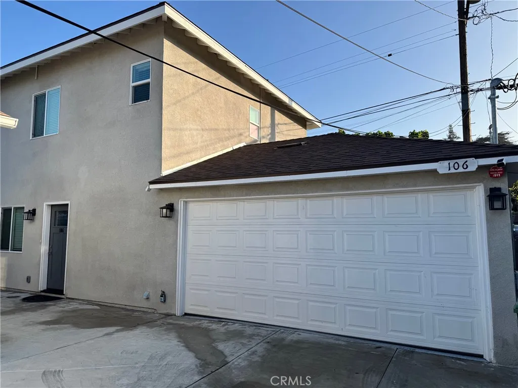 ADU and 2 car garage
on 106 Linda Vista
