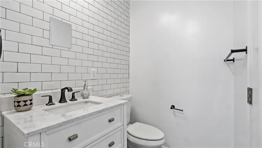 104 106 E Linda Vista Avenue, Alhambra, California 91801