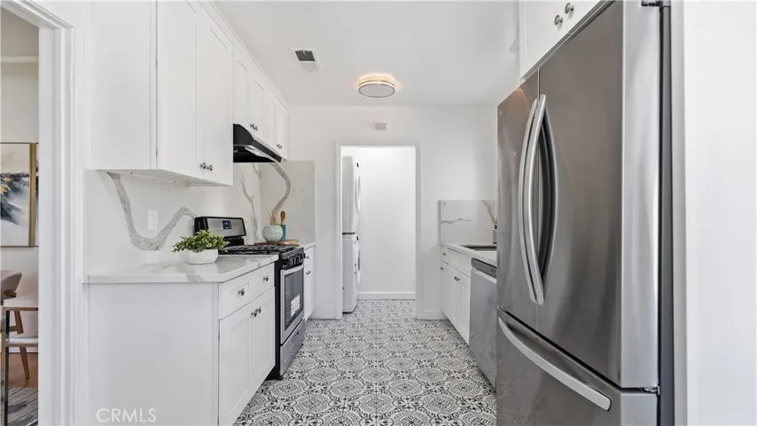 104 106 E Linda Vista Avenue, Alhambra, California 91801