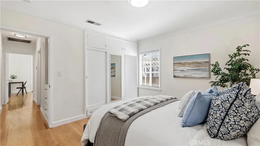 104 106 E Linda Vista Avenue, Alhambra, California 91801
