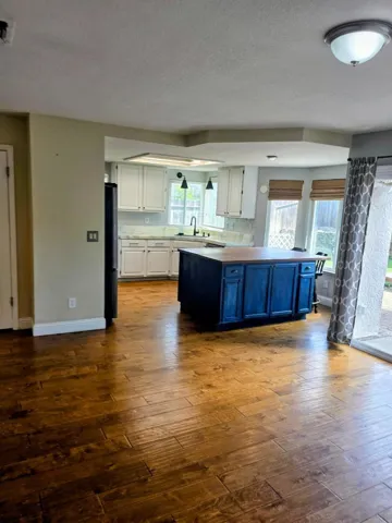 2212 Thurton Drive, Roseville, California 95747