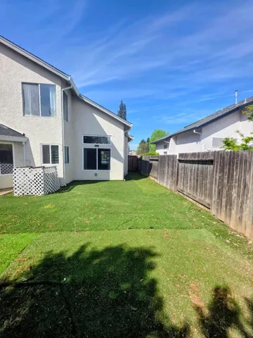 2212 Thurton Drive, Roseville, California 95747