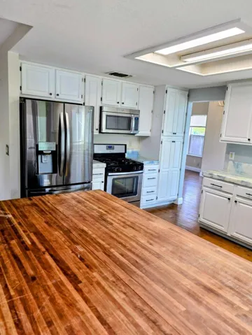 2212 Thurton Drive, Roseville, California 95747