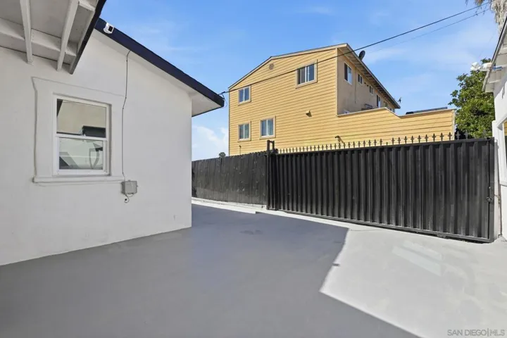4376 Myrtle Ave, San Diego, California 92105