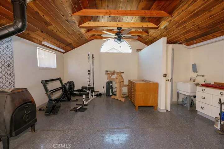 Studio Area approx 20x20