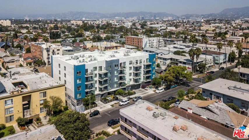 105 S Mariposa Avenue 202, Los Angeles, California 90004