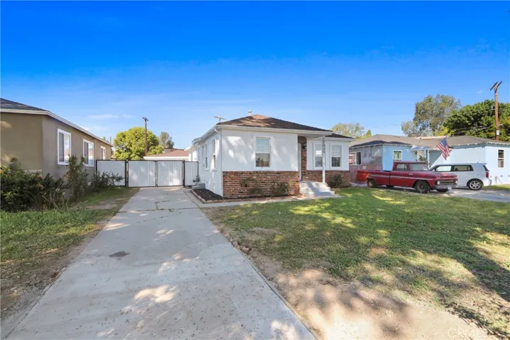 20845 Denker, Torrance, California 90501